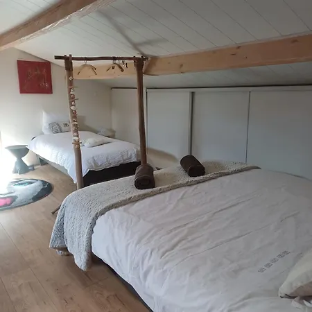 Les Jasmins De Salelles Casa de Férias