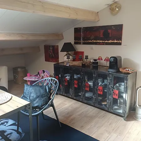 Les Jasmins De Salelles Casa de Férias *