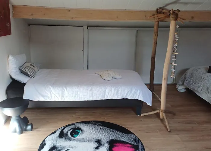 Les Jasmins De Salelles Casa de Férias *