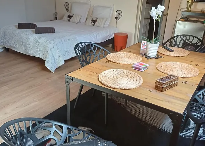 Casa de Férias Les Jasmins De Salelles *